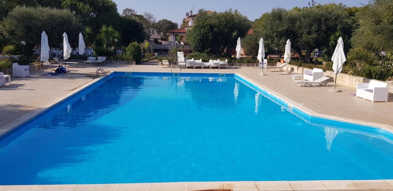 Relais D 'Itria Bed & Breakfast Grottaglie Exterior foto